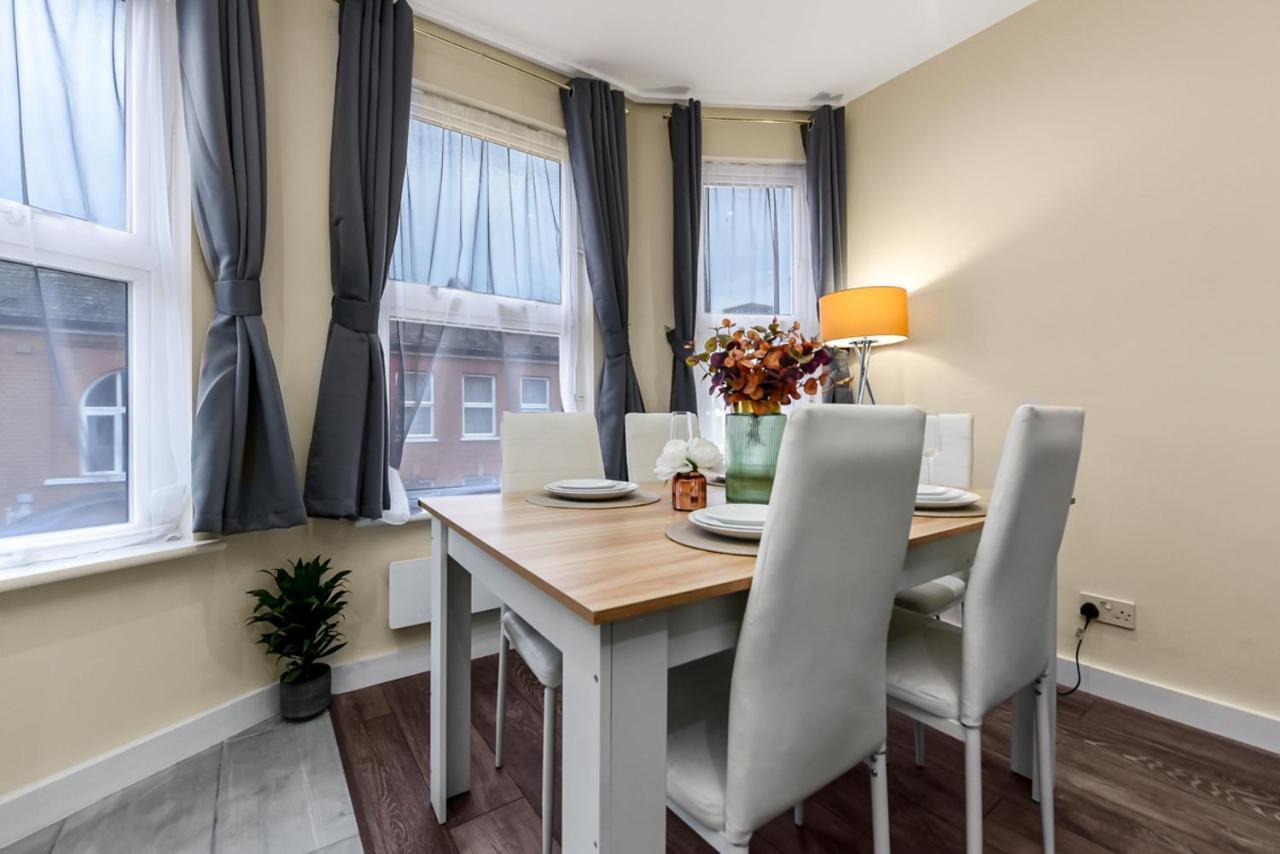 Family Friendly, Zone 2, 2 Beds, Overground 伦敦 外观 照片