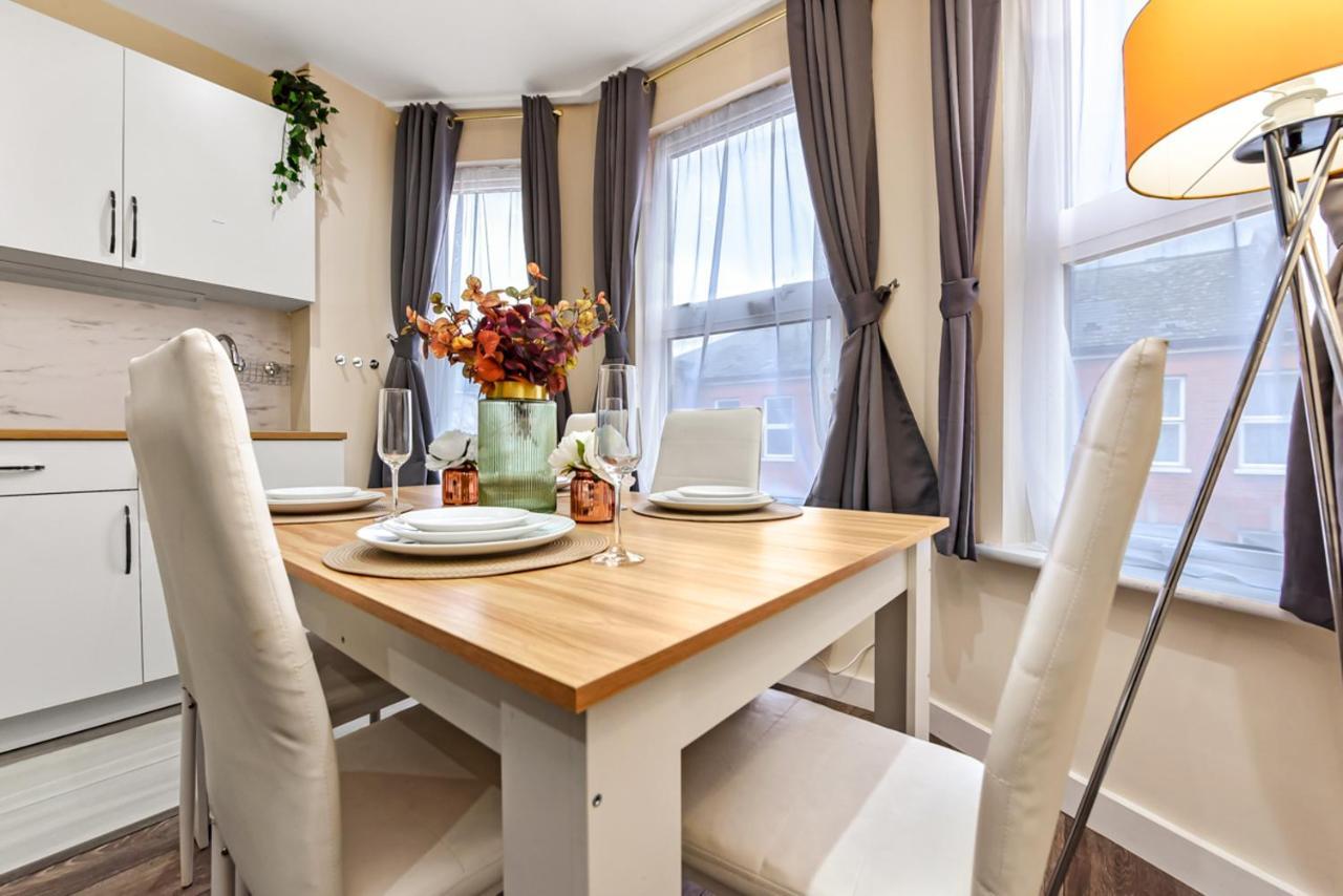 Family Friendly, Zone 2, 2 Beds, Overground 伦敦 外观 照片