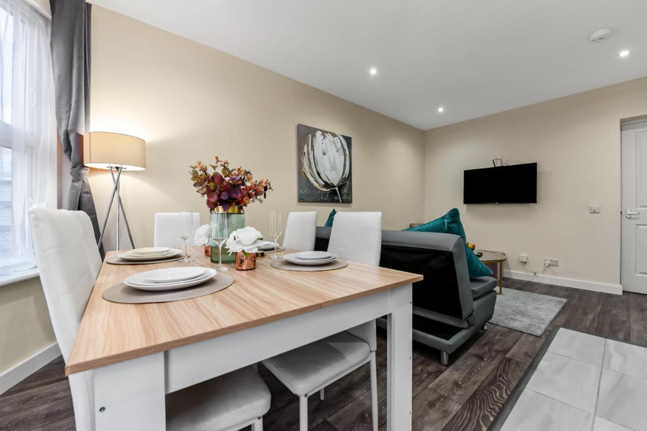 Family Friendly, Zone 2, 2 Beds, Overground 伦敦 外观 照片